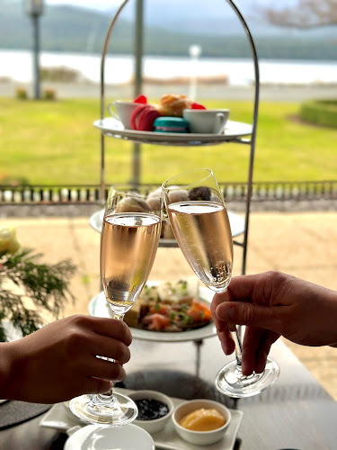 Distinction Te Anau Hotel & Villas | 64 Lakefront Drive, Te Anau 9600, New Zealand