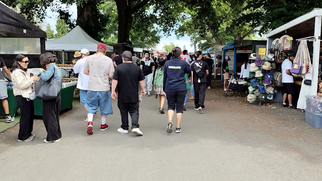 Opinii despre The Riccarton Sunday Market în Christchurch - Hospitality and gastronomy