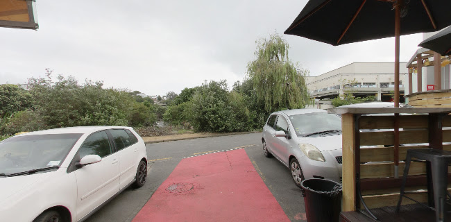 The Hub Milford - Auckland