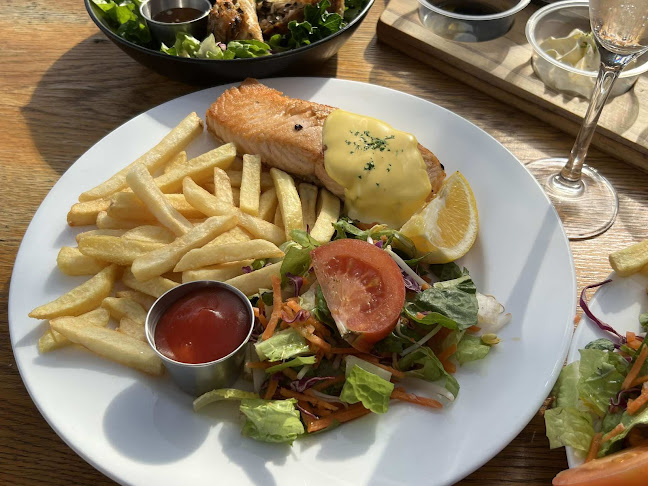 Bronco's Steak House - Hospitality and gastronomy