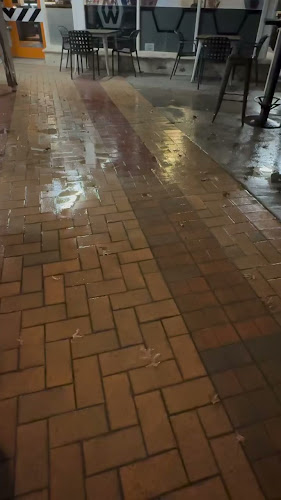 Opinii despre Ministry of Works Bar & Eatery în Twizel - Hospitality and gastronomy