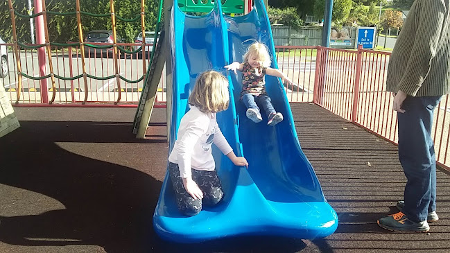 McSwiggans Irish Pub - Hospitality and gastronomy