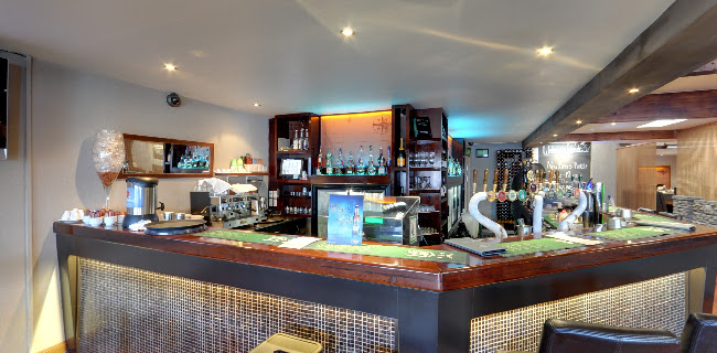 Latitude 37 - Hospitality and gastronomy