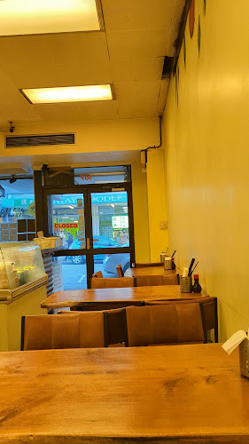 Aunty Mena's Vegetarian Restaurant & Cafe Open Times