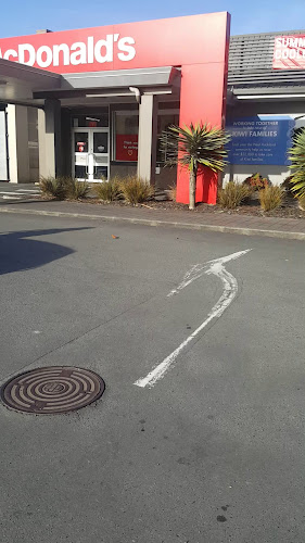 Opinii despre McDonald's New Lynn în Auckland - Hospitality and gastronomy