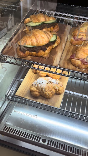 Folds Patisserie - Hospitality and gastronomy