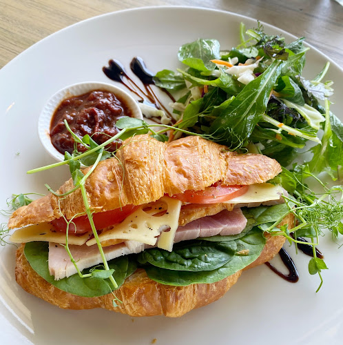 Comentarii opinii despre Cucina Cafe