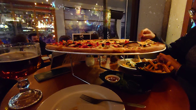 Opinii despre Fat Badgers Pizza Bar Queenstown în Queenstown - Hospitality and gastronomy