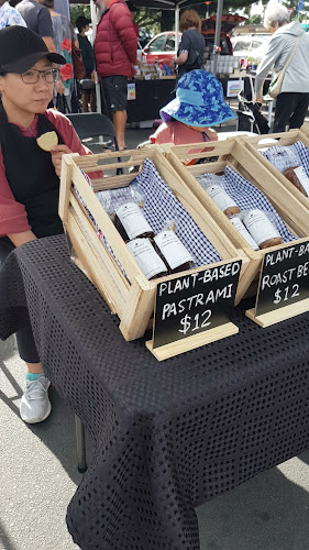 Reviews of Orewa Beach Farmer's Market in Orewa - Hospitality and gastronomy