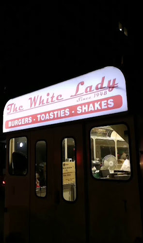 Comments and reviews of The White Lady