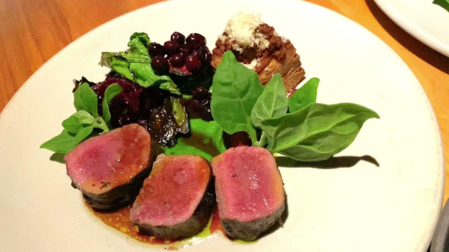 Opinii despre Ahi. în Auckland - Hospitality and gastronomy