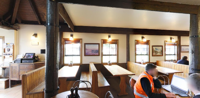 111 Town Centre, Te Anau 9600, New Zealand