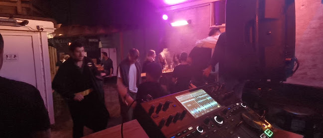 Sprig + Fern Hardy Street