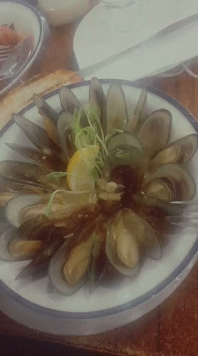 Opinii despre Devine Cafe and Restaurant în Hastings - Hospitality and gastronomy