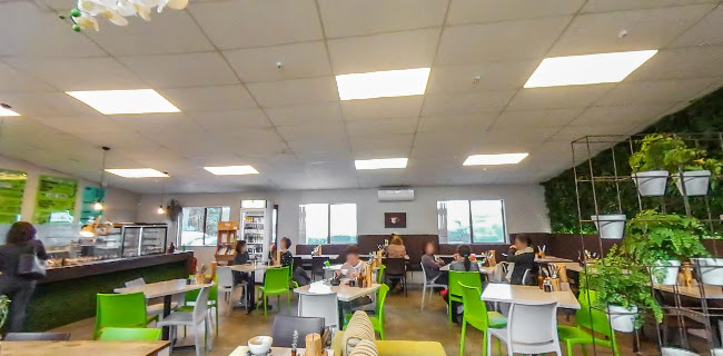 224 Universal Drive, Henderson, Auckland 0610, New Zealand