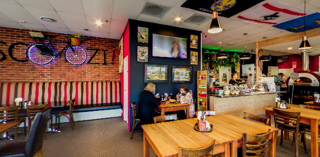 Scoozi Woodfire Pizza - Picton