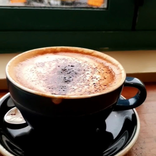 Opinii despre In The Neighbourhood Coffee House în Martinborough - Hospitality and gastronomy