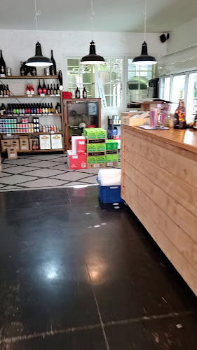 Moa Tap Room & Food Truck - Hospitality and gastronomy