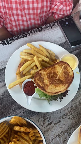 Opinii despre The Sugar Grill Cafe Te Atatu ALLPRESS COFFEE în Auckland - Hospitality and gastronomy