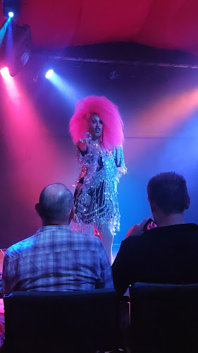 Comentarii opinii despre Monkey House Lounge and Cabaret Bar