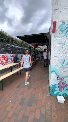 Opinii despre Murray Piha în Piha - Hospitality and gastronomy