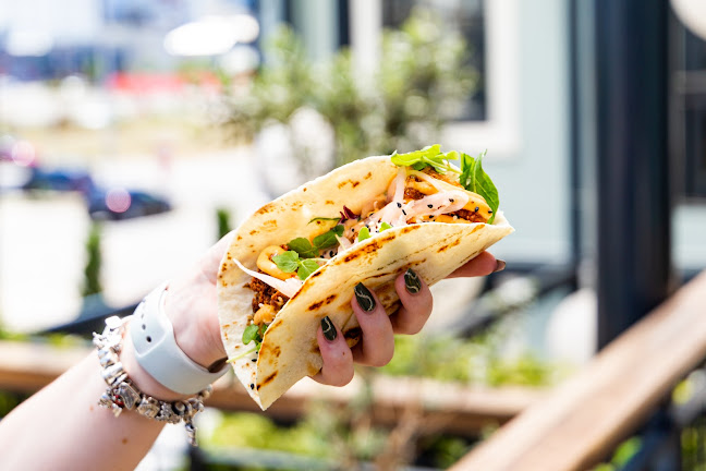 Dux Central - Hospitality and gastronomy