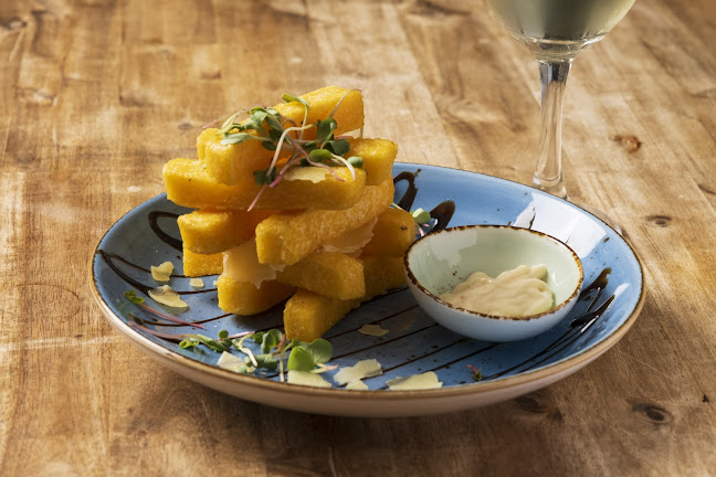 Benger NUI Cafe - Hospitality and gastronomy