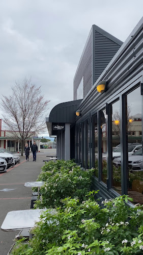 Opinii despre In The Neighbourhood Coffee House în Martinborough - Hospitality and gastronomy