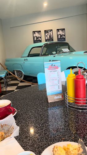 Opinii despre VEight Cafe, Restaurant & Bar în Kaikōura - Hospitality and gastronomy