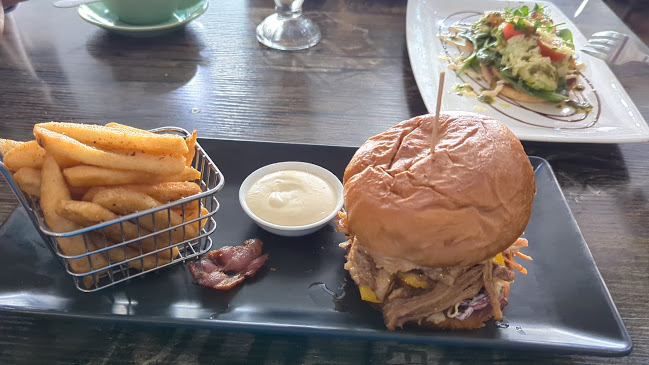 Opinii despre The Strand Cafe în Whakatāne - Hospitality and gastronomy