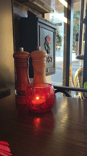 La Vista Cafe & Restaurant - Hospitality and gastronomy