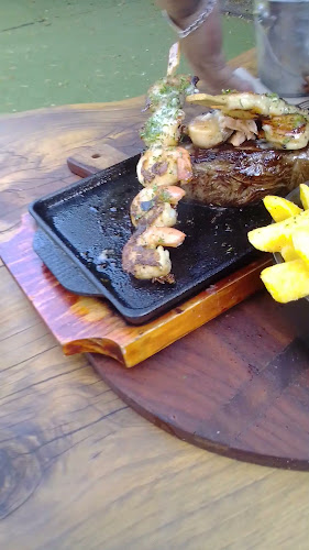 Opinii despre The Backyard Gastropub în Whatawhata - Hospitality and gastronomy