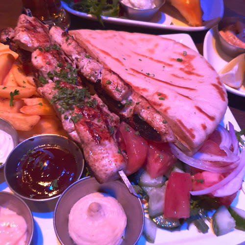 Opinii despre Costas Taverna Greek Restaurant and Ouzo Bar în Christchurch - Hospitality and gastronomy