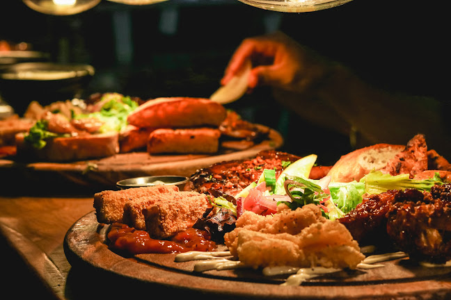 Iguana Street Bar & Restaurant - Hospitality and gastronomy