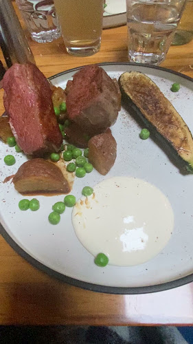 Opinii despre Ministry of Works Bar & Eatery în Twizel - Hospitality and gastronomy