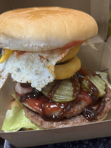 Oto foodie KEBAB & TAKEAWAYS - Hospitality and gastronomy