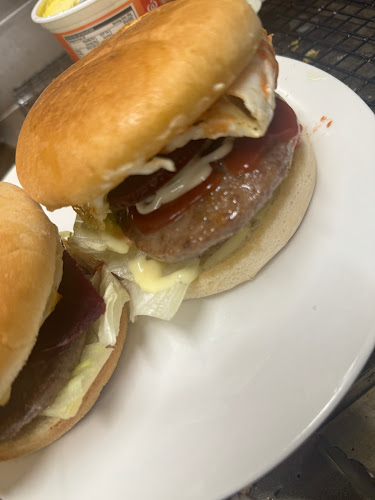 Oto foodie KEBAB & TAKEAWAYS - Hospitality and gastronomy