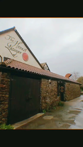 Opinii despre The Honest Lawyer Country Pub, Hotel & Venue Hire în Nelson - Hospitality and gastronomy