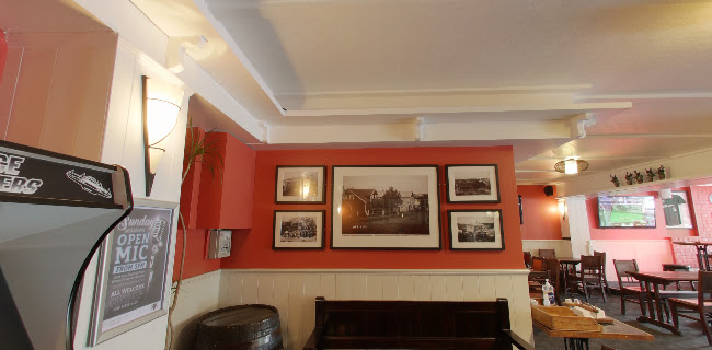 Reviews of The Hub Milford in Auckland - Hospitality and gastronomy