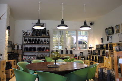 Moa Tap Room & Food Truck