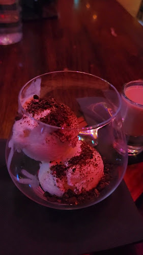 Opinii despre Carlton Bar & Steakhouse în Christchurch - Hospitality and gastronomy