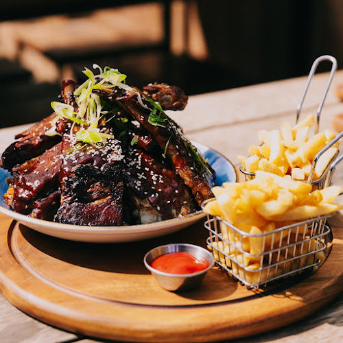 Comentarii opinii despre The Bank Bar & Brasserie