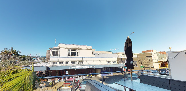 Manhattan Bar + Eatery - Tauranga