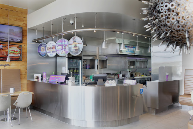 BurgerFuel Redwood Centre