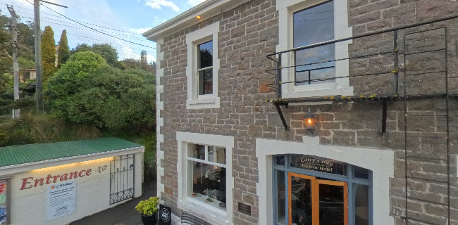 Careys Bay Historic Hotel