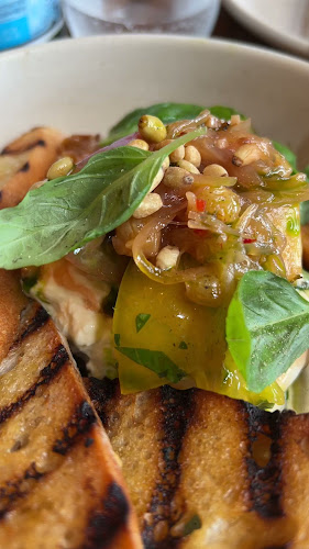 Andiamo Eatery Open Times