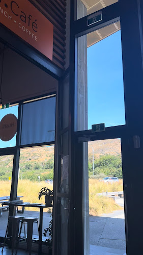 Hustl. Cafe Open Times