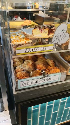 Comentarii opinii despre Foundation Cafe