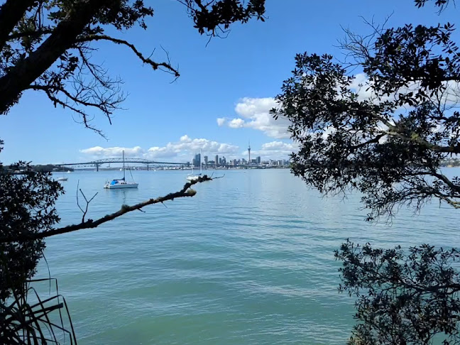 100 Colonial Road, Chatswood, Auckland 0626, New Zealand