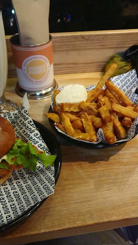 Opinii despre Burger Burger Commercial Bay în Auckland - Hospitality and gastronomy